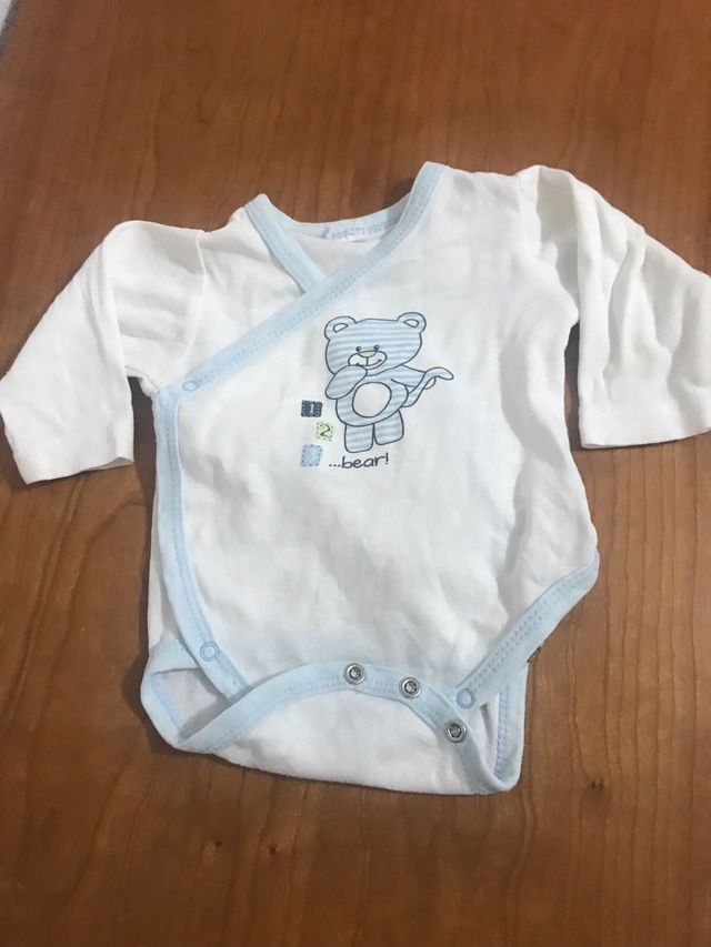 Lote ropa talla tres meses.