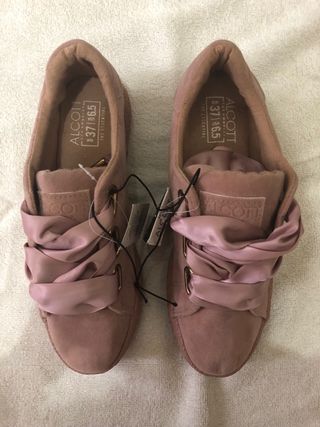 Scarpe con i lacci rosa Alcott