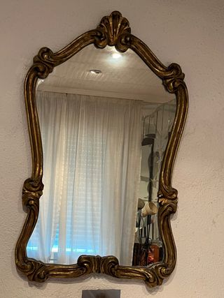Espejo antiguo