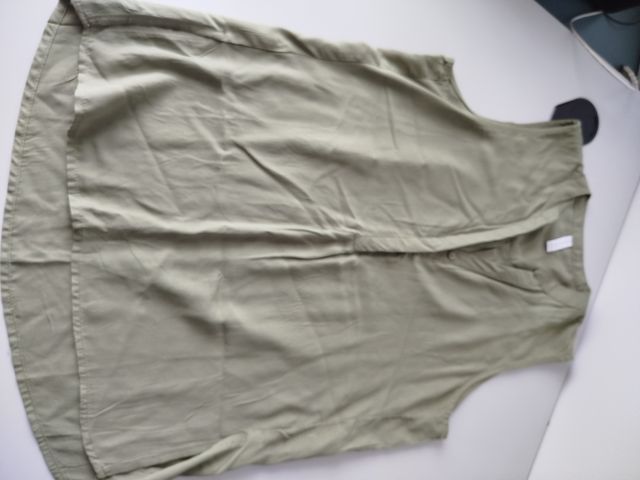 Camicia lunga senza maniche color kaki