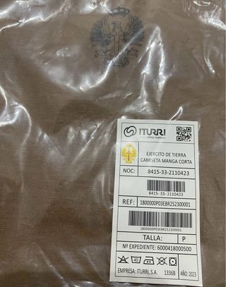 Camisetas marrones de manga corta