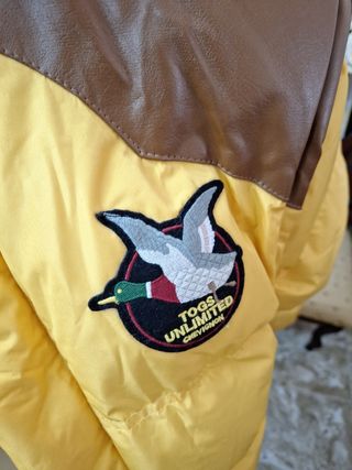 Plumas TOGS UNLIMITED