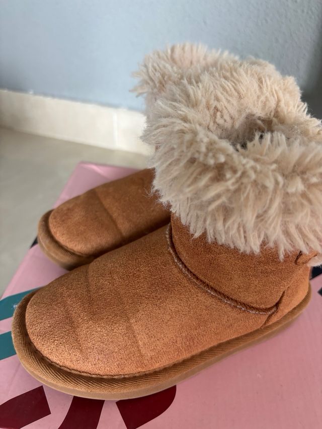 Botas niña marrones