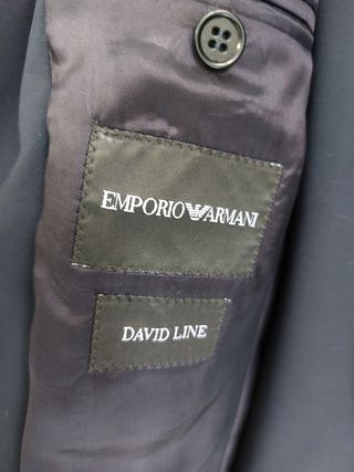 Traje Armani 