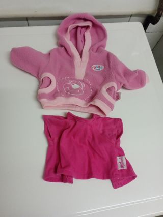 Baby born Cantidad de ropa y accesorios