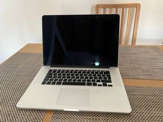 Macbook Pro Retina 12 8GB Ram 512GB 15 inch