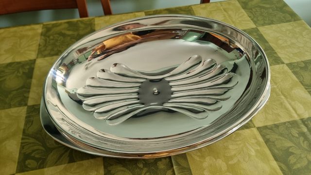 Vassoio con coperchio in Silver