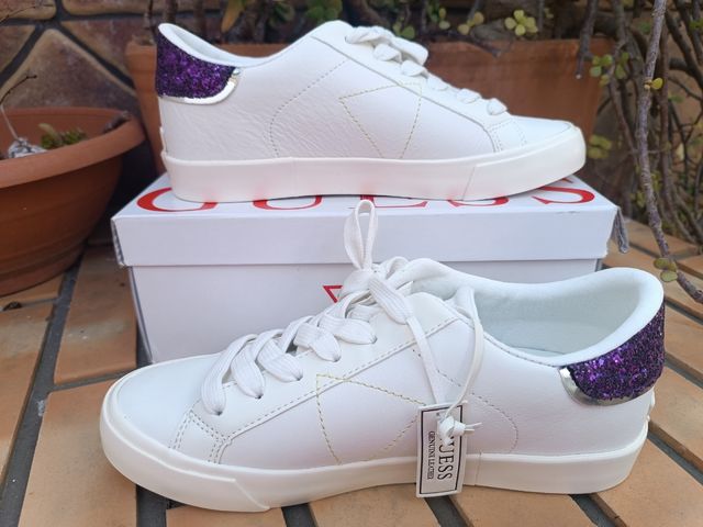 Zapatillas Guess nuevas