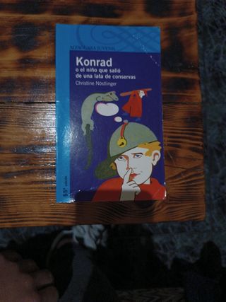 KONRAD (Spanish Edition)