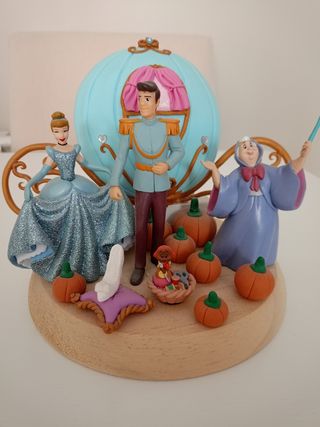 Figura "La Cenicienta"
