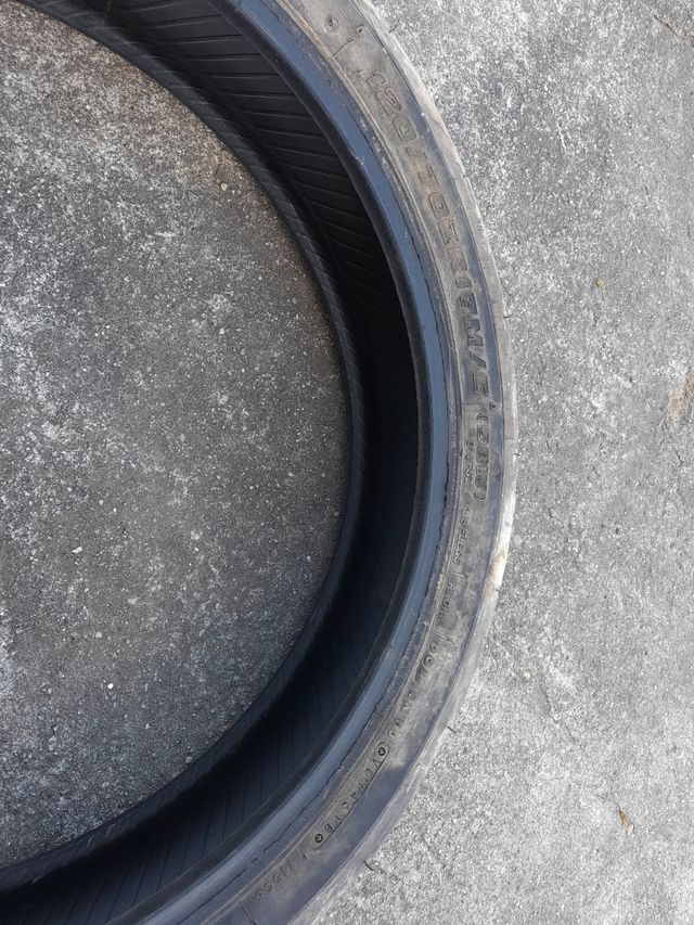 Neumático Brigestone BT016 120 70 R17