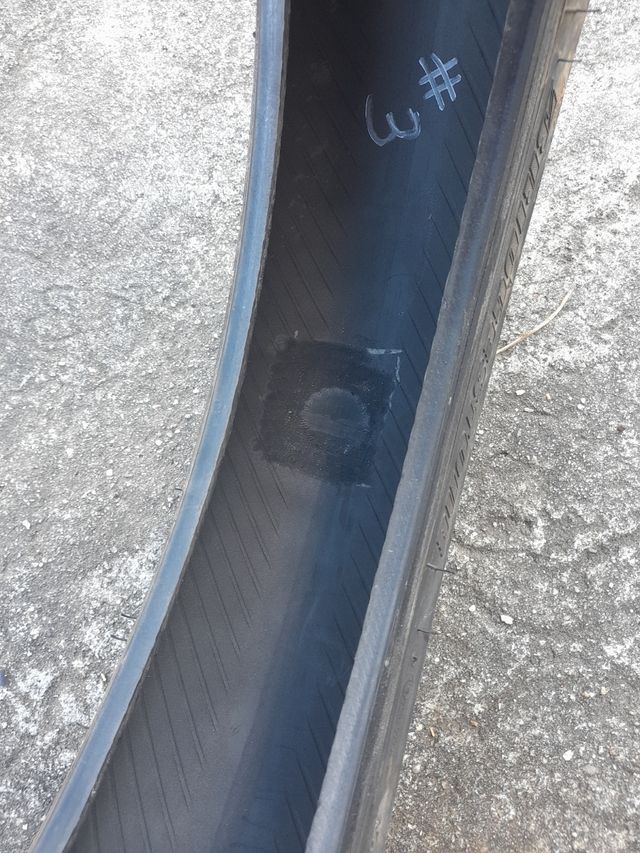 Neumático Brigestone BT016 120 70 R17