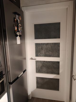 Puerta Lacada 