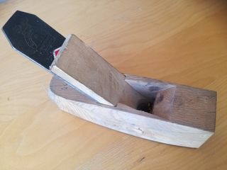 LEER BIEN EL ANUNCIO.Cepillador madera Goldenberg