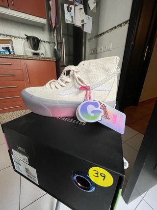 Botines Vans a estrenar plataforma