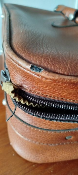 Maleta de mano cuero vintage 