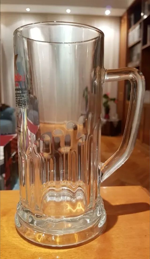 Jarras cerveza Estrella Damm 29cl y 54cl