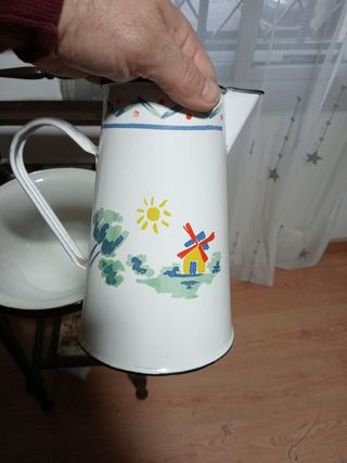 Lavamanos antiguo hecho a mano