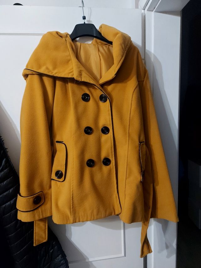 Cappottino giallo ocra, senape
