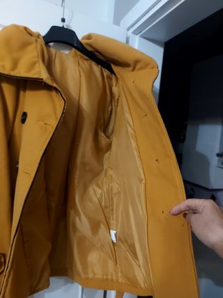 Cappottino giallo ocra, senape