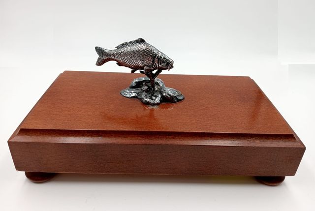 FIGURA DE PLATA "CARPA" DE MUELA (11123)