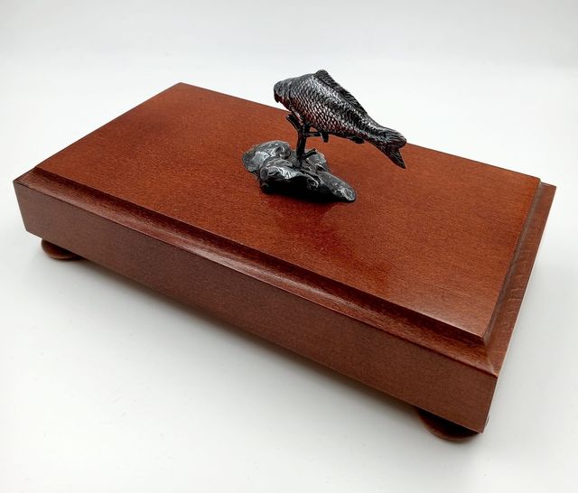 FIGURA DE PLATA "CARPA" DE MUELA (11123)