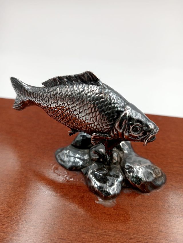 FIGURA DE PLATA "CARPA" DE MUELA (11123)