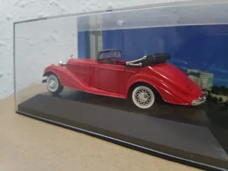 Coche 1:43 Mercedes 540