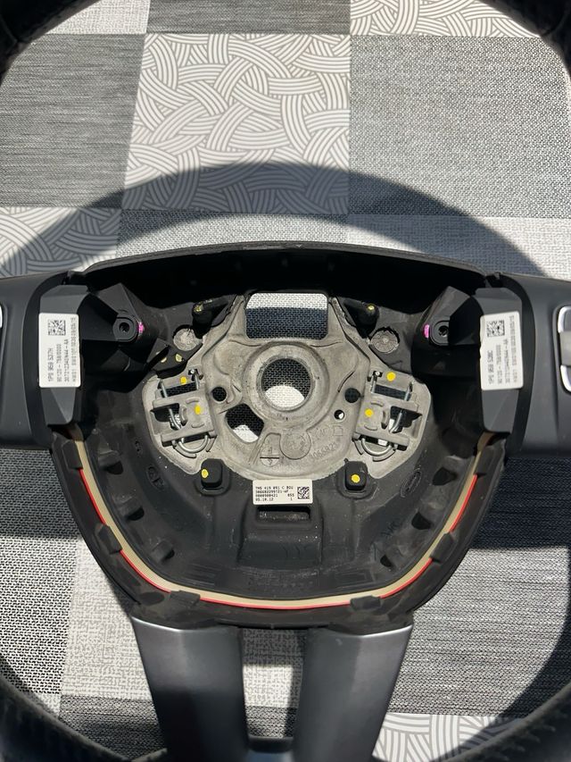 VOLANTE SEAT LEON 1p1