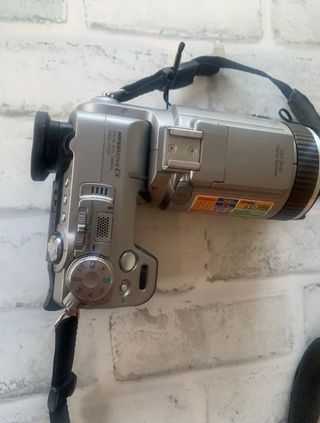 Sony cámara cibershot DSCF707