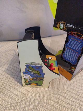 Consola pequeña retro galaxian