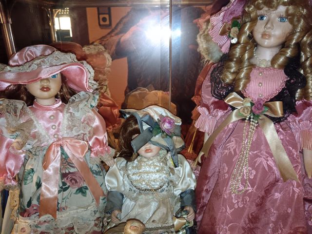 MUÑECAS DE PORCELANA