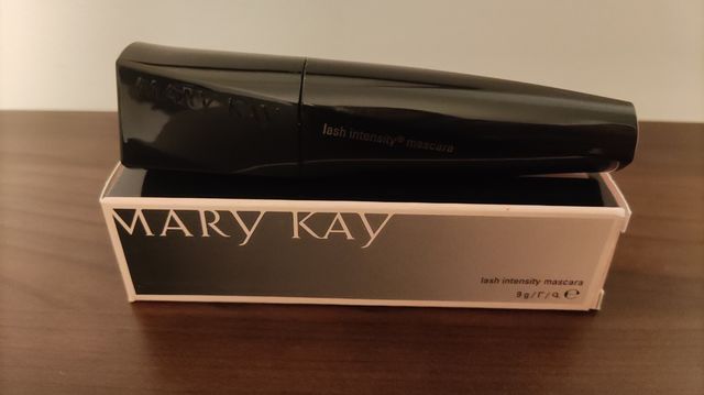 Mascara de pestañas lash intensity