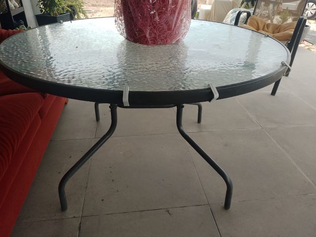 Mesa jardín, cristal y aluminio