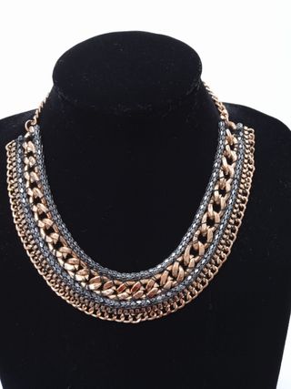 Collar bitono.