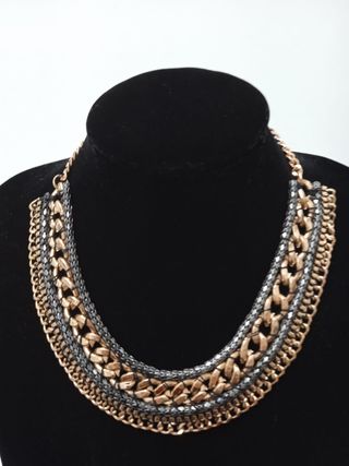 Collar bitono.