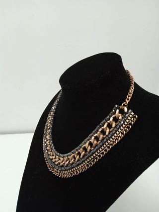 Collar bitono.