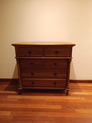 CÓMODA DE MADERA DE PINO