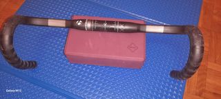 Manubrio Bontrager carbonio VRC mis 42