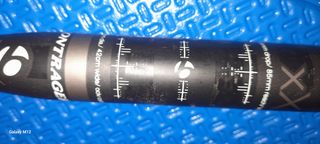 Manubrio Bontrager carbonio VRC mis 42