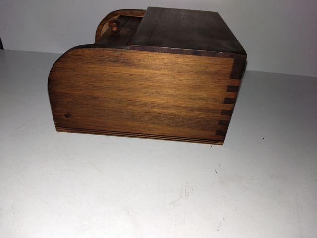 Caja de madera joyero