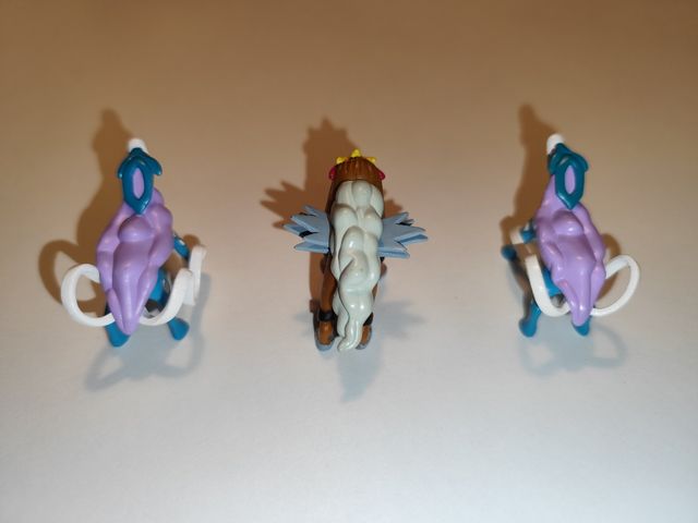 Figura Suicune, Entei y Palkia