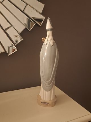 BOTELLA FIGURA "ARZOBISPO DIEGO GELMIREZ"