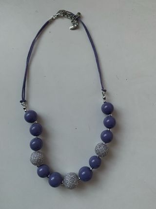 Zara. Collar