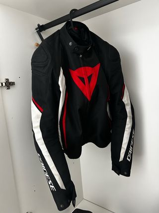 Cazadora dainesse moto