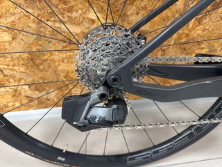 BH AEROLIGHT SRAM RIVAL AXS