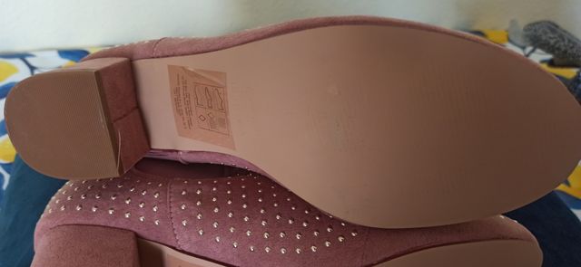 Botines rosas ! Nuevos!