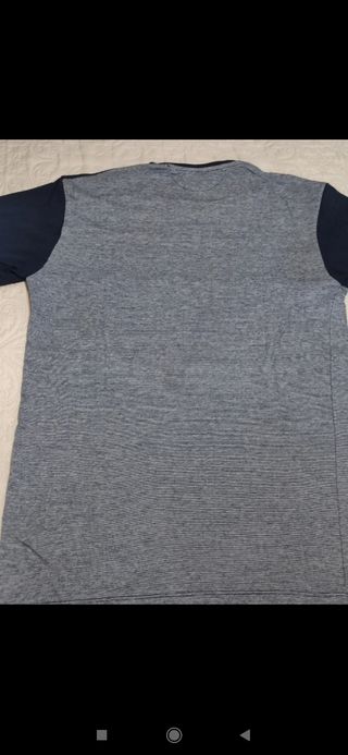 Camiseta hombre de Zara 