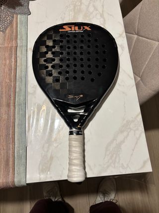 Pala de padel siux