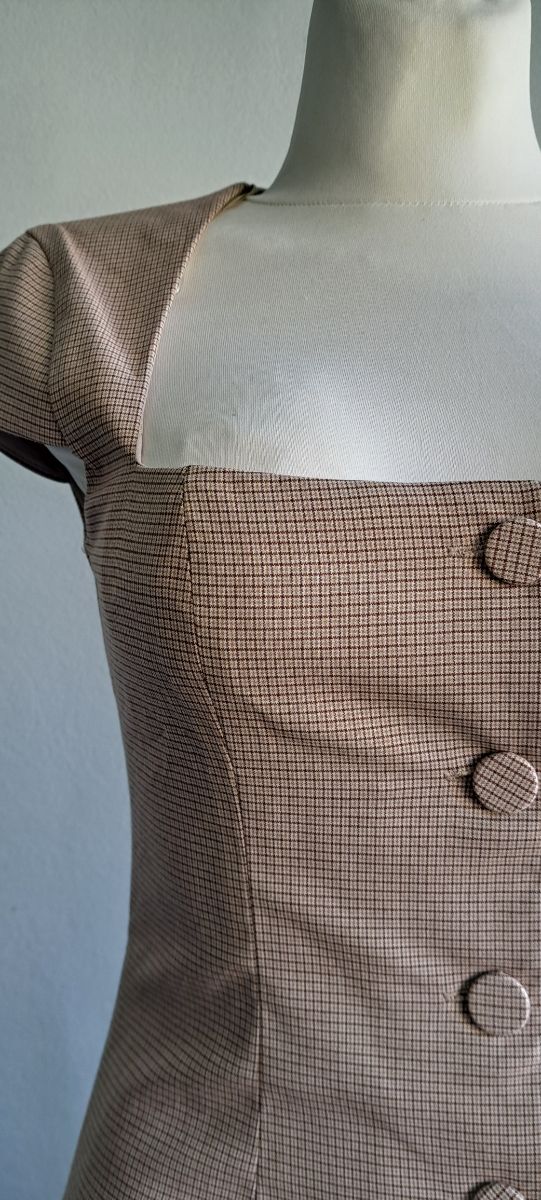 Vestido cuadros botones